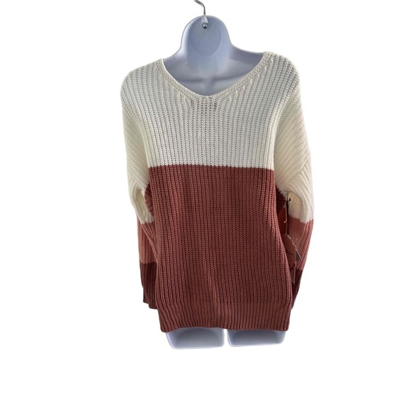 Almost Famous Blush Colorblock Twist Front Knit Sweater 1X cropped monochrome - Picture 4 of 6